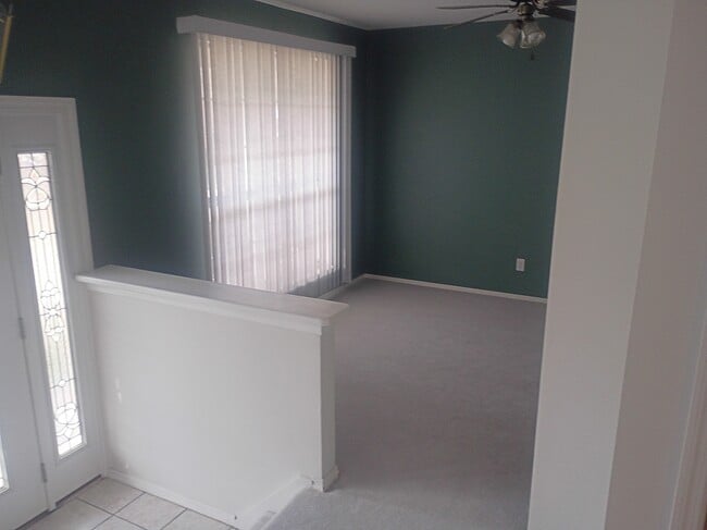 Photo - 4863 Vermilion Dr