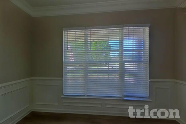 Photo - 1413 Eastway Dr