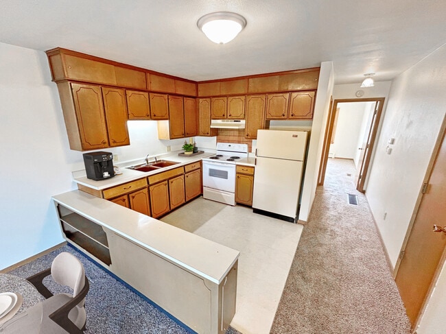 Photo - 2721 Luther Dr