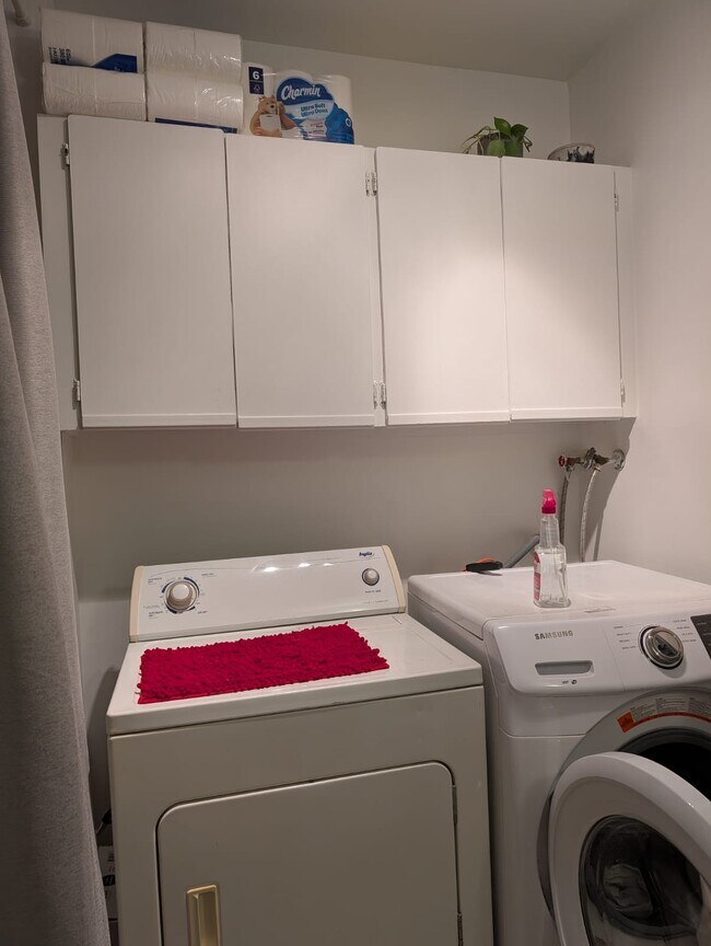 Photo - 4733 Av Palm