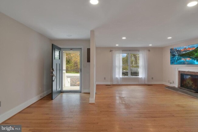 Photo - 8229 Jumpers Hole Rd