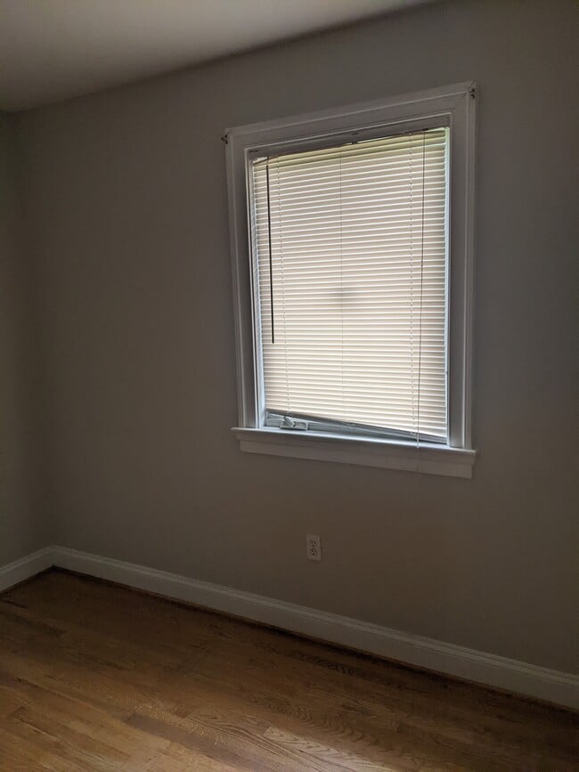 609 Douglass Ave