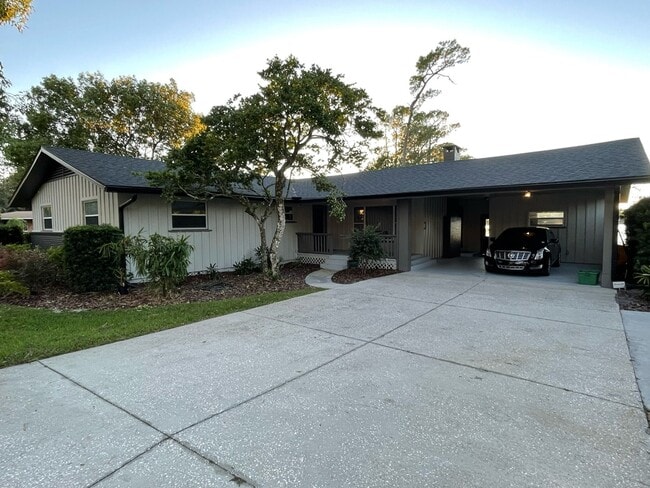 Building Photo - 940 N Kepler Rd