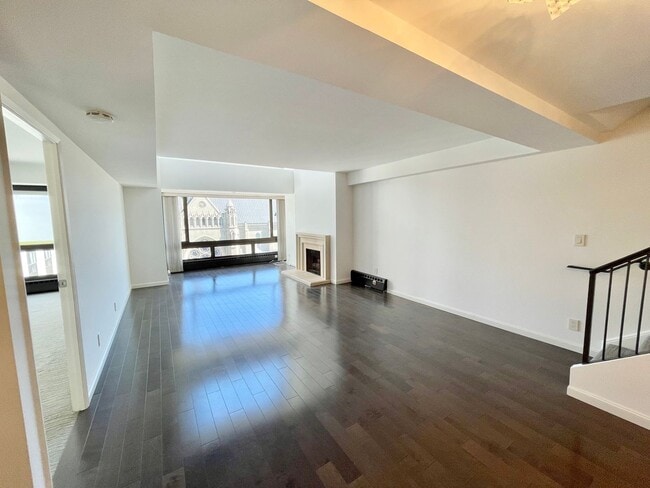 Photo - Iconic Gramercy Towers! 2 Story 2BR/2.5BA! 1,745SqFt! VIEWS! Pool! Fitness! Pet! Parking! Laund...
