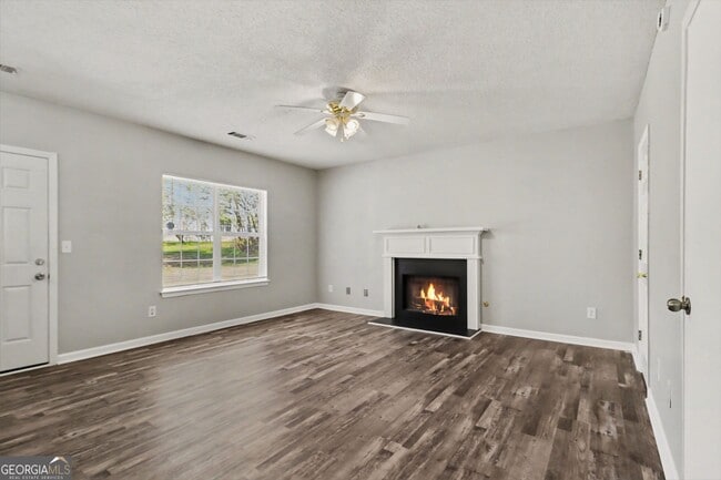 Photo - 2839 Rambling Way