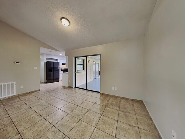 Photo - 266 Magellan Dr