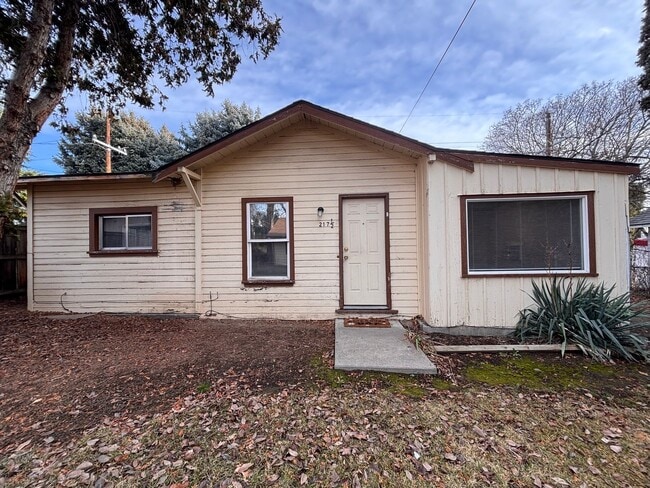 Building Photo - LH217 Unit B