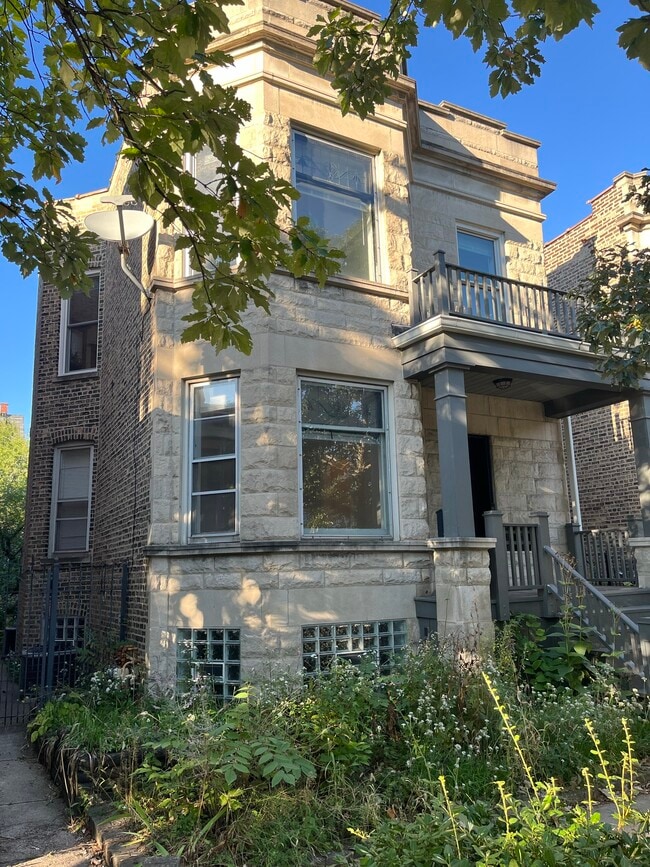 Photo - 1924 W Wilson Ave Unidad 1