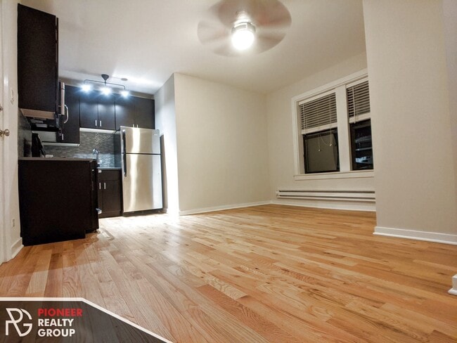 Photo - 2424 N Kedzie Blvd Unit 2420-205