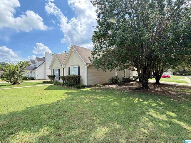 Photo - 101 Cambridge Pointe Cir
