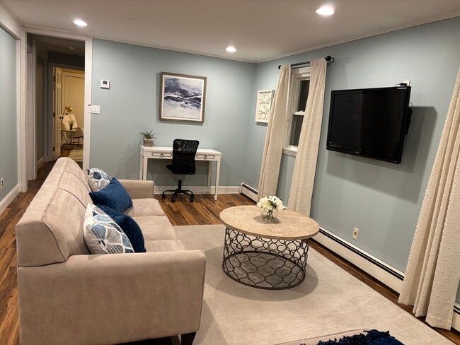 Photo - 10 Roosevelt Rd