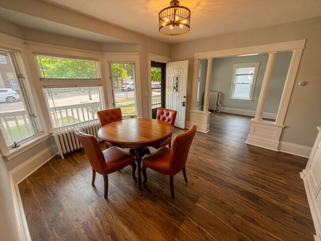 Photo - 1317-1319 Forest Street N Unit 1317-1