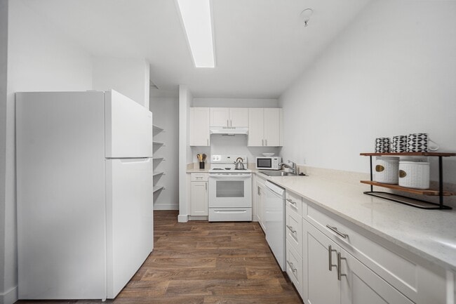 Photo - Highland Village Apartments