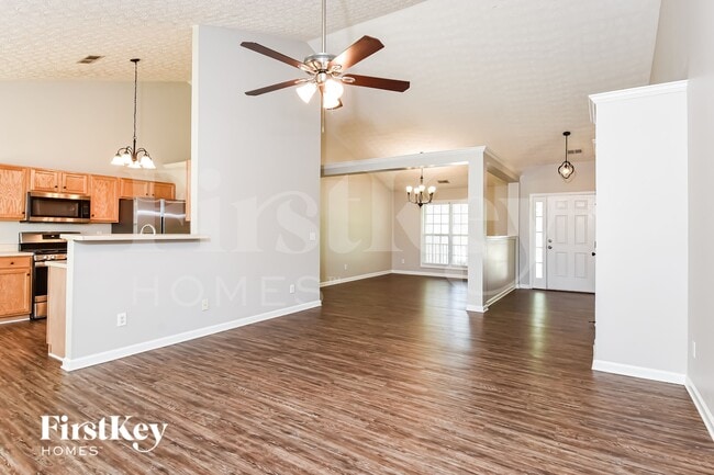 Photo - 42 Kades Cove Dr