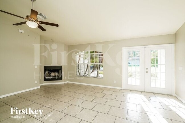 Photo - 6109 Higgins Ave