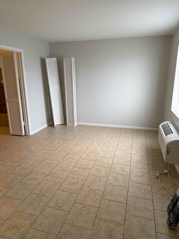 Photo - 6760 Prutzman Rd