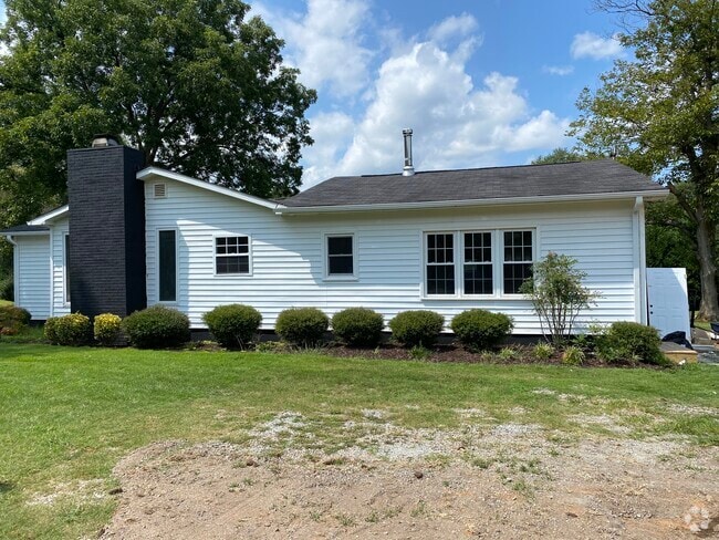Building Photo - 1588 Bud Arthur Bridge Rd Rental