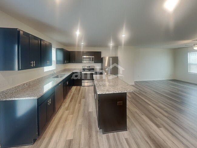 Photo - 5337 Compass Way