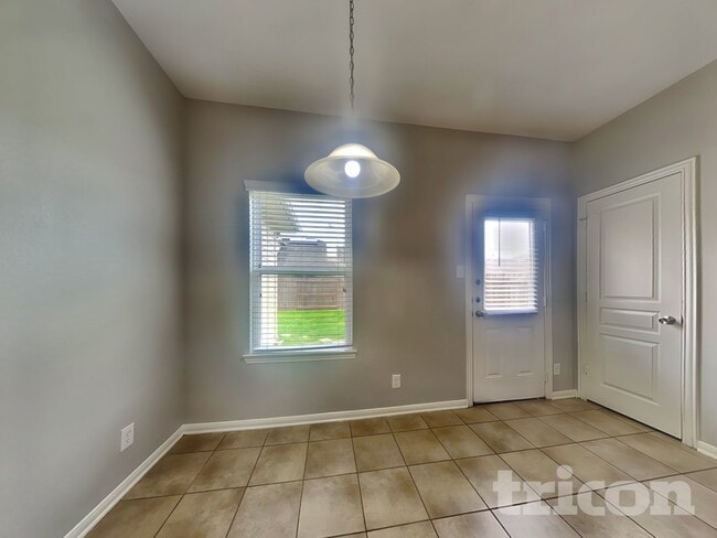 Photo - 6103 Coleus St
