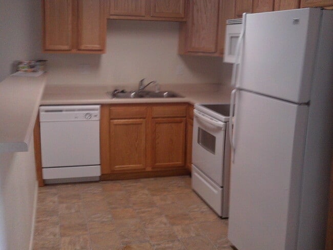 Photo - 3 bed 2 Bath duplex!