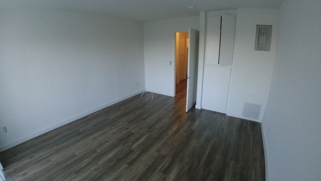 Photo - 3111 4th St Unidad 214