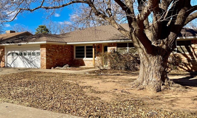 Photo - Gorgeous! Completely Remodeled 3/2/2 in Bayless with Washer/Dryer and Fridge!