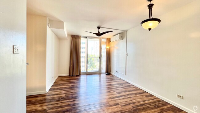 Building Photo - UPDATED 2 BEDROOM UNIT IN CONVENIENT PUNAHOU Rental