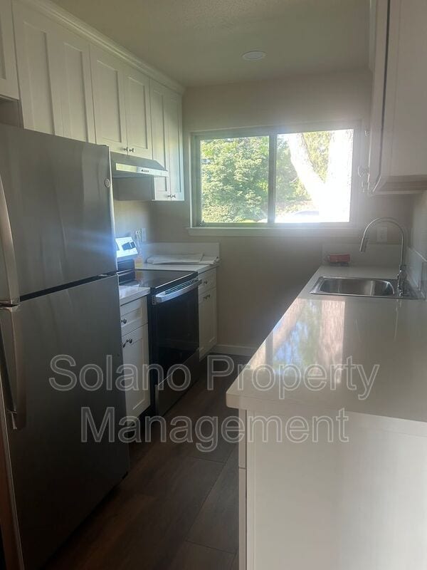 Photo - 415 4th St Unit B