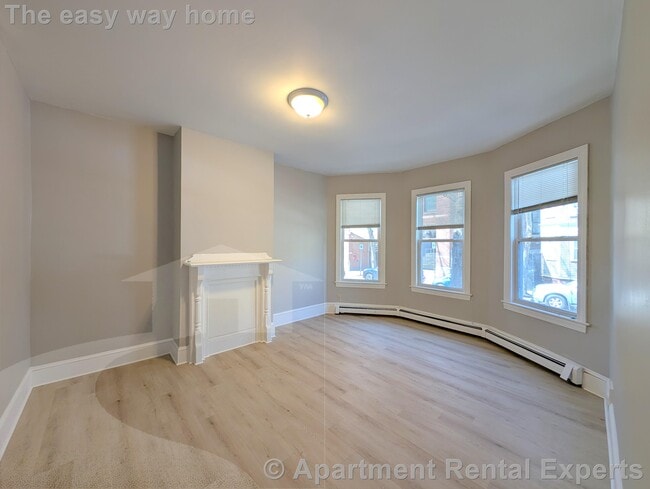 Photo - 254 Windsor St Unidad #1R