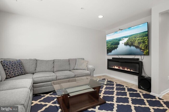 Photo - 9364 Paragon Way