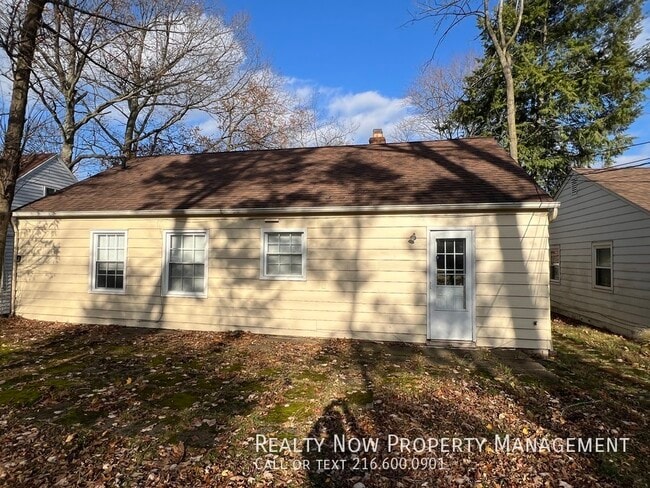 Photo - 988 Keystone Dr