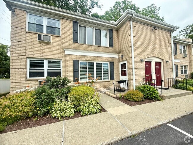 Building Photo - 250 Beechwood Ave Unit 9A Rental