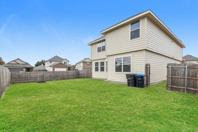 Photo - 8309 Runner Oak Ln