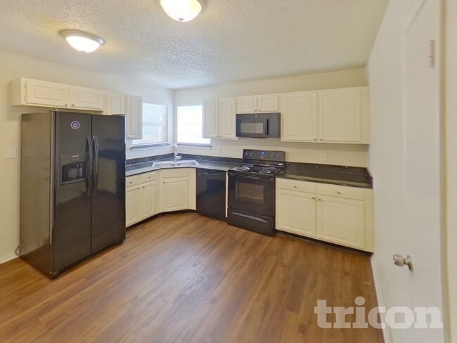 Photo - 602 Snapdragon Trail