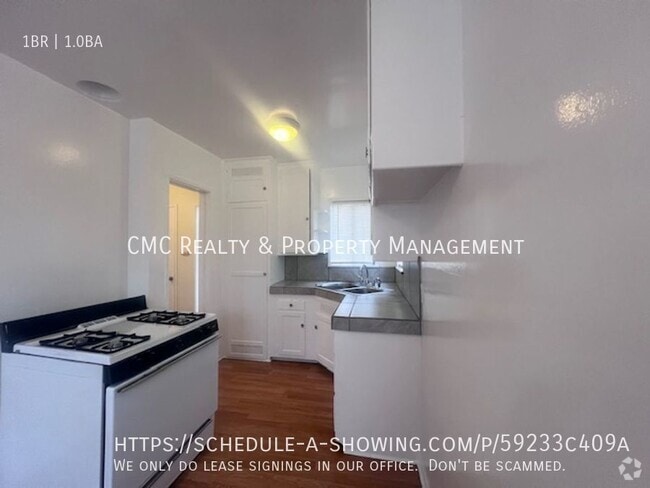 Building Photo - 4423 N Bellflower Blvd Rental