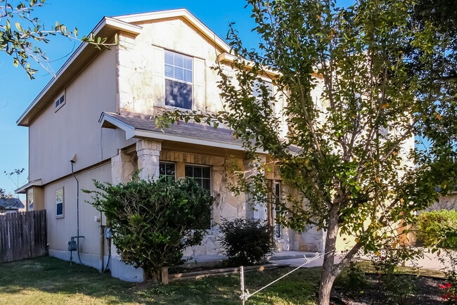 Photo - 233 Waterloo Dr