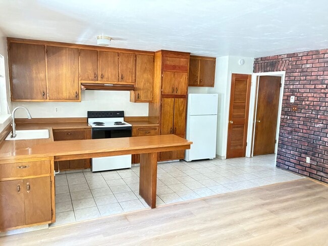 Photo - 769 Modesto Ave Unit 2
