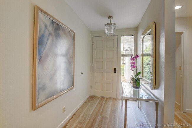 19550 Sawgrass Dr