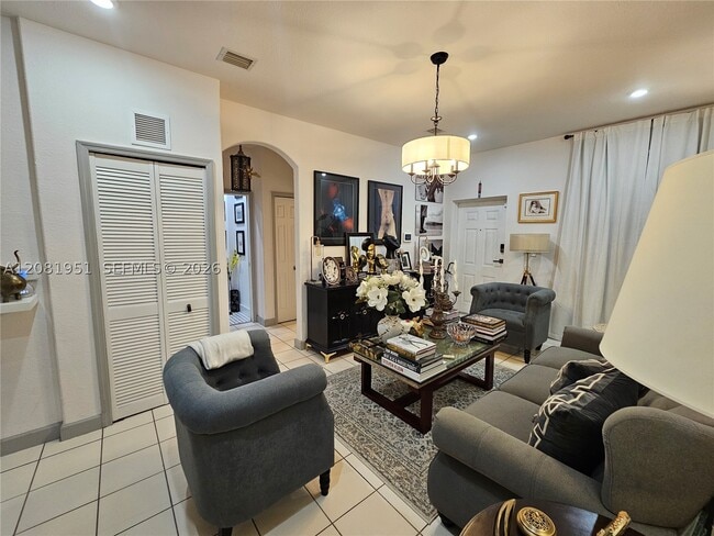 Photo - 1661 SE 28th St Unit 105