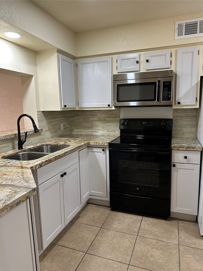 Building Photo - 6482 Alisa Ln Unit 618