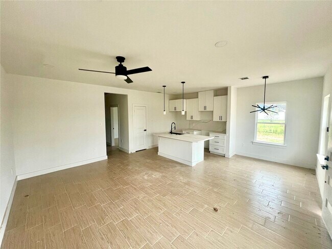 Photo - 5710 Delmack St