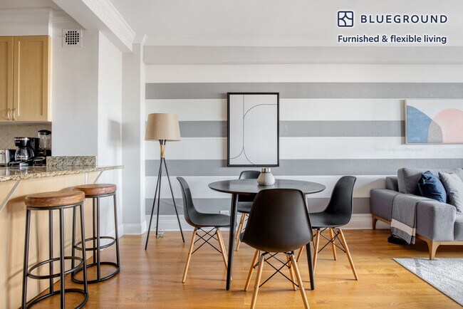 Photo - 41 Park Ave Unidad FL16-ID44