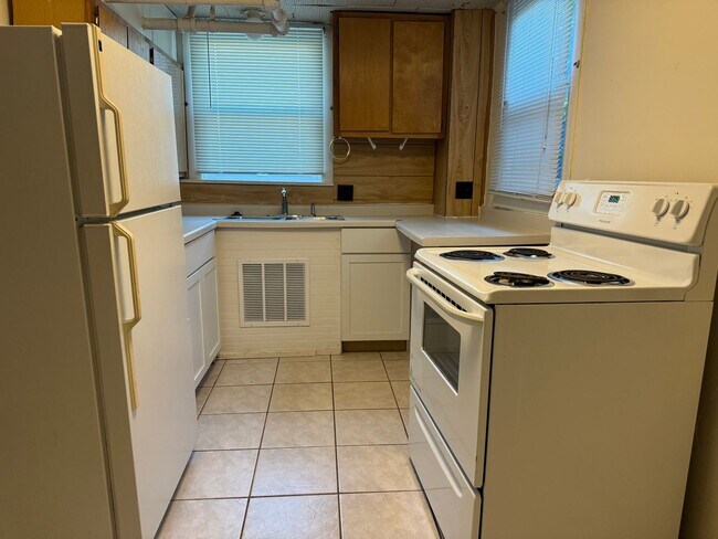 Photo - 411 Paunack Pl Unit 1