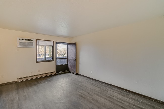 Photo - Clair Commons