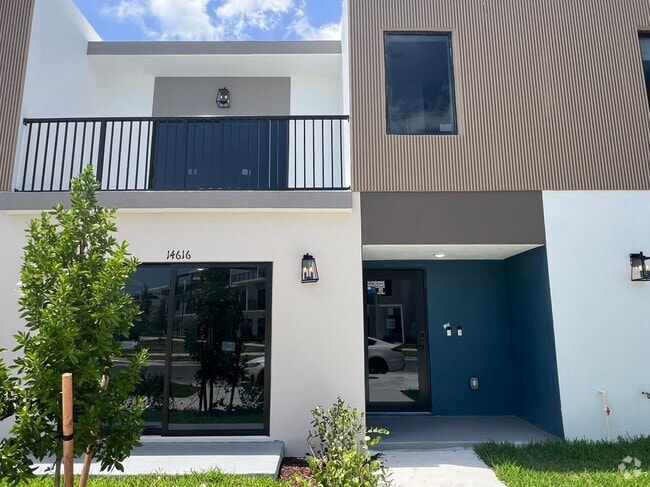 Building Photo - 14616 SW 261st Terrace Rental