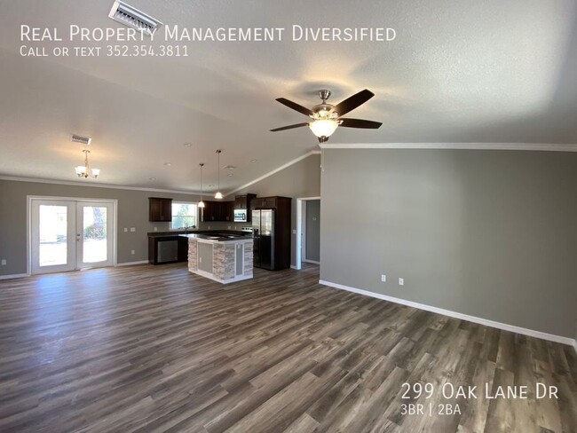 Photo - 299 Oak Ln Dr House