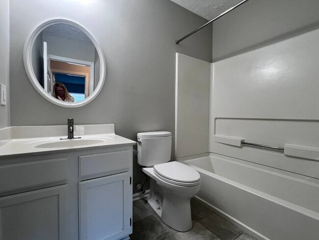 Photo - 109 Carmel Woods Ct