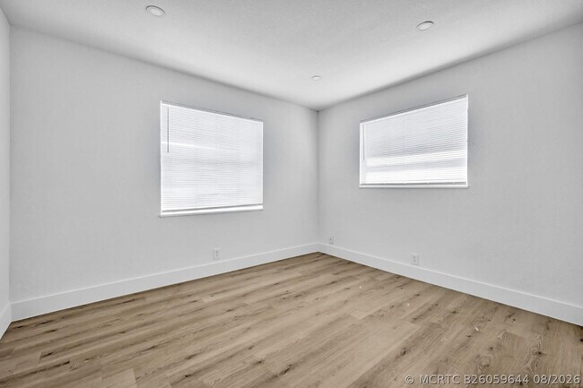 Photo - 1015 NE 17th Ave Unit 201