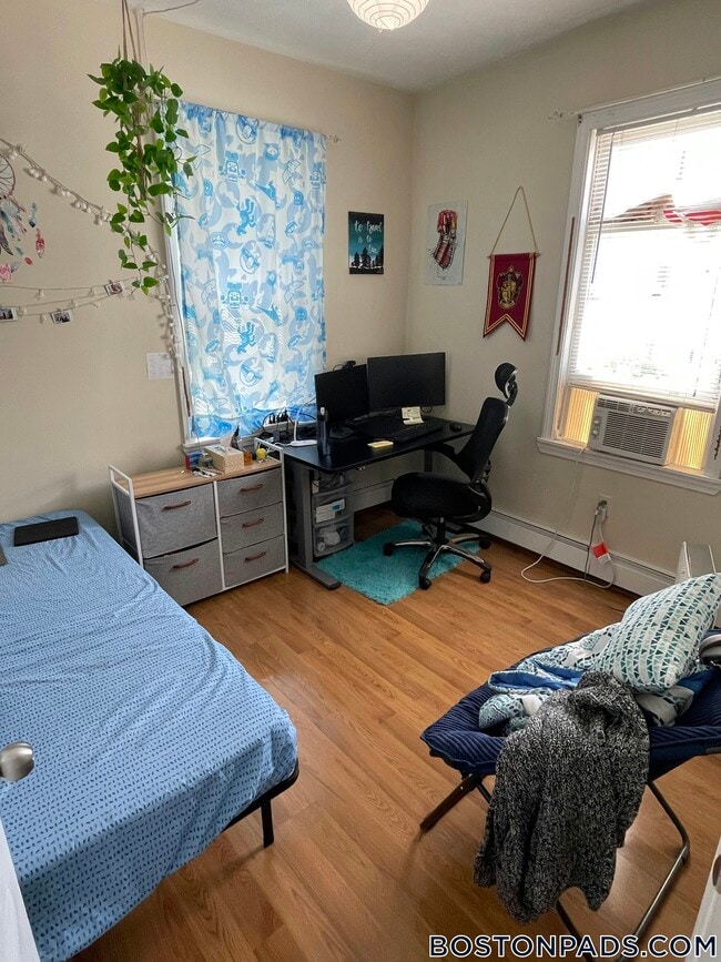 Photo - 1124 Cambridge St Unit 3