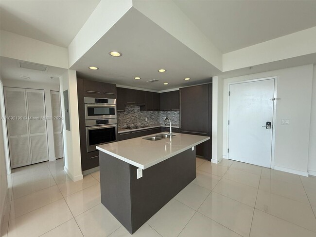 Photo - 7825 NW 107th Ave Unit 703